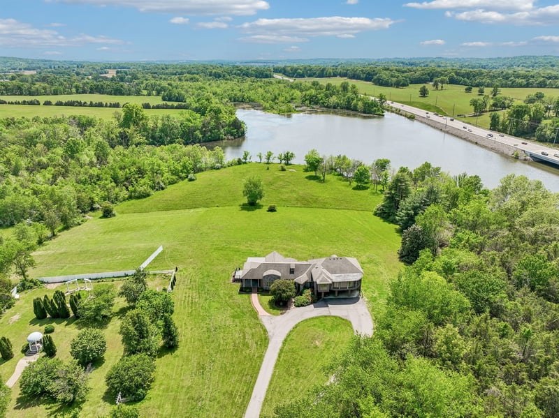 2836 Academy Rd, Lebanon, TN 37087