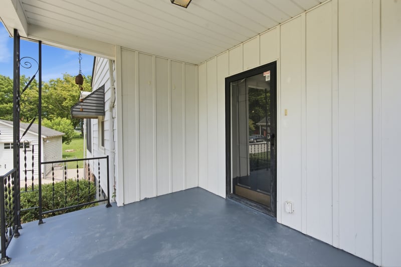 2825 Surrey Rd, Nashville, TN 37214