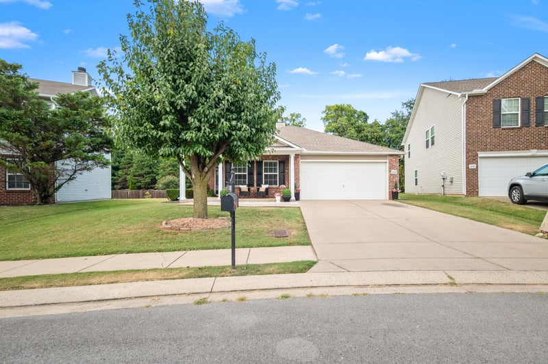 2732 Miranda Dr, Murfreesboro, TN 37128