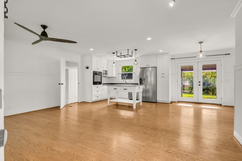 138 Carriage Dr, Nashville, TN 37221