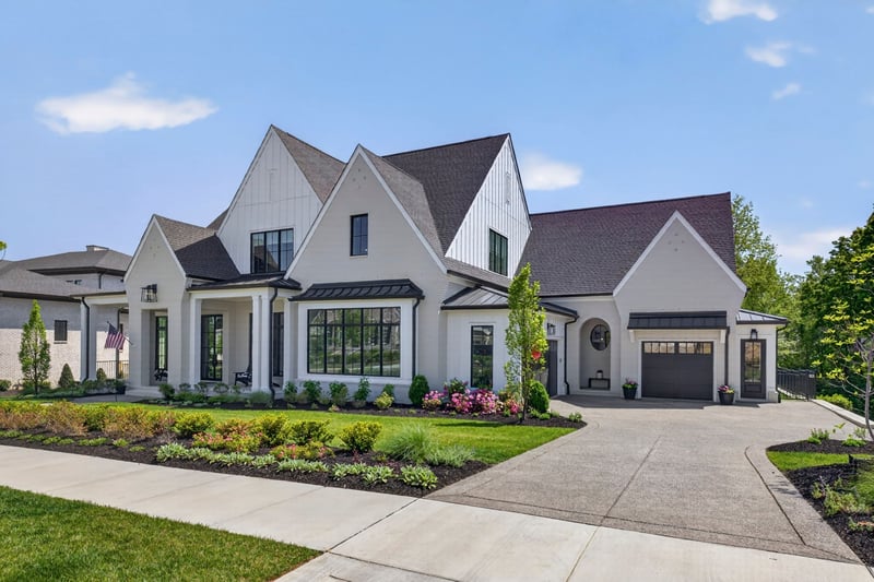8860 Edgecomb Dr, College Grove, TN 37046