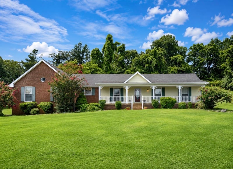 567 Glen Echo Dr, Old Hickory, TN 37138
