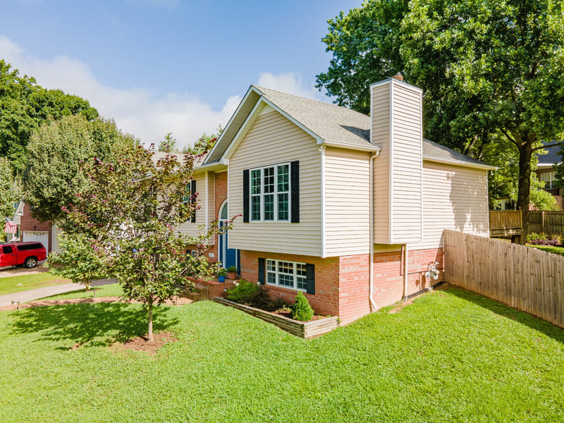 107 Timberland Dr, Columbia, TN 38401