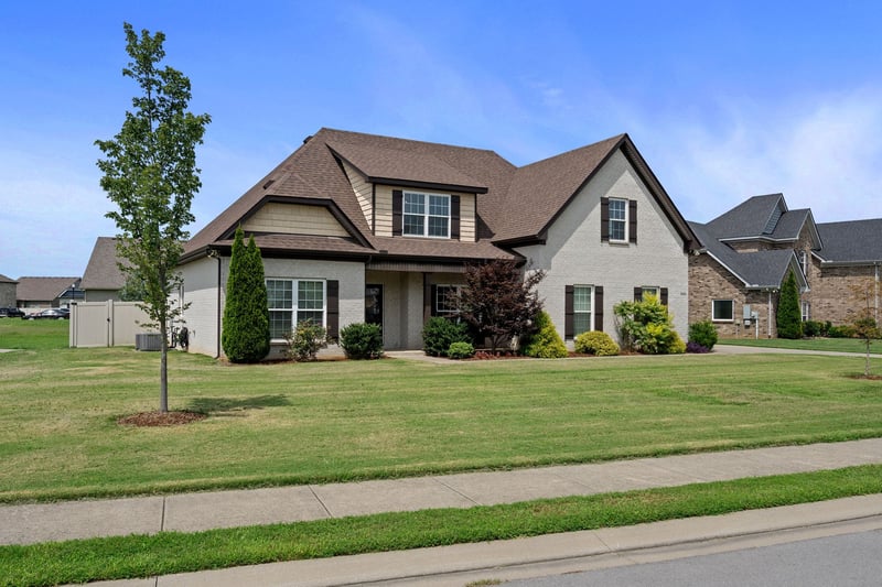 2220 Goodwin Ln, Murfreesboro, TN 37128