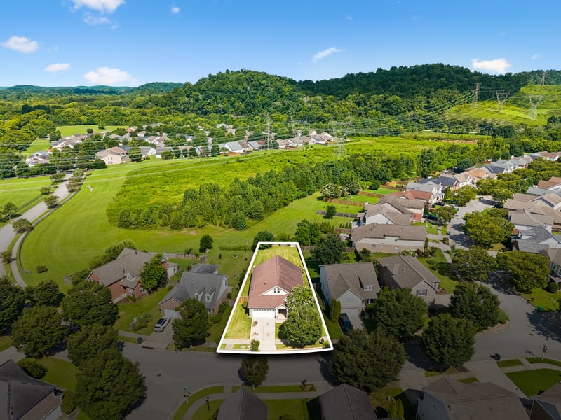 1008 Riverspring Dr, Nashville, TN 37221