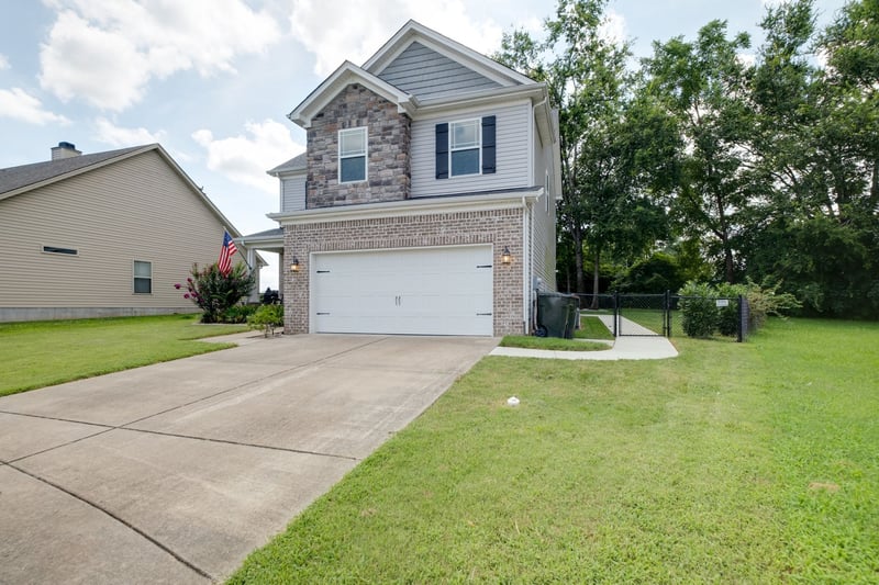 1065 Lindyn Lee Way, Gallatin, TN 37066