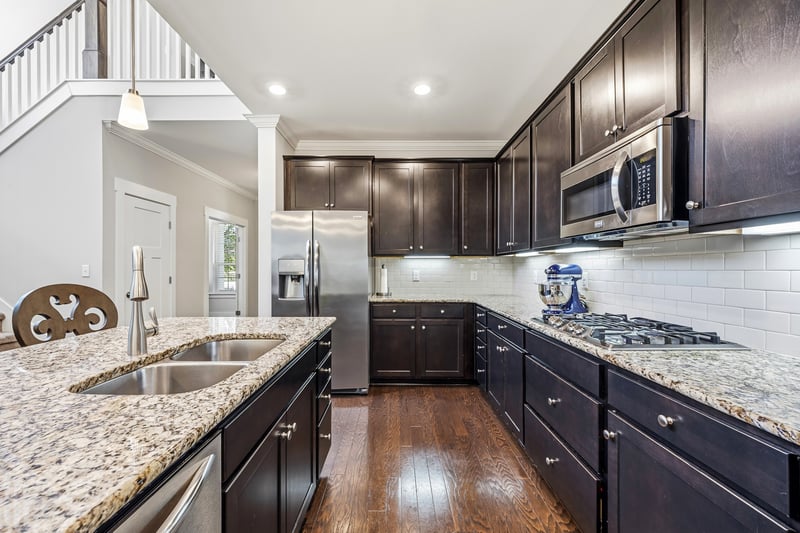 1551 Drakes Creek Rd, Hendersonville, TN 37075