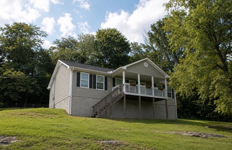377 Rawls Creek Rd, Gordonsville, TN 38563
