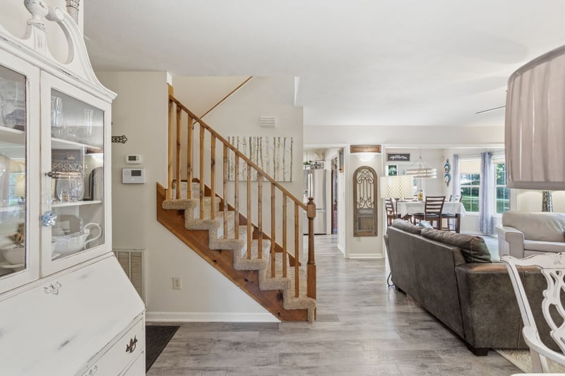 1038 S Cross Bridges Rd, Mount Pleasant, TN 38474