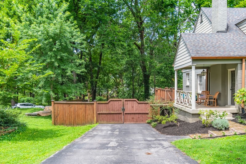 130 Spring Valley Rd, Nashville, TN 37214
