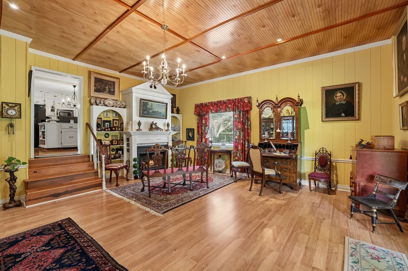 11627 Bell Buckle Rd, Bell Buckle, TN 37020