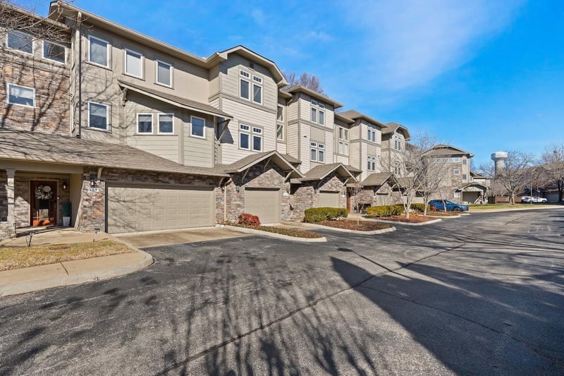 320 Old Hickory Blvd #1303, Nashville, TN 37221