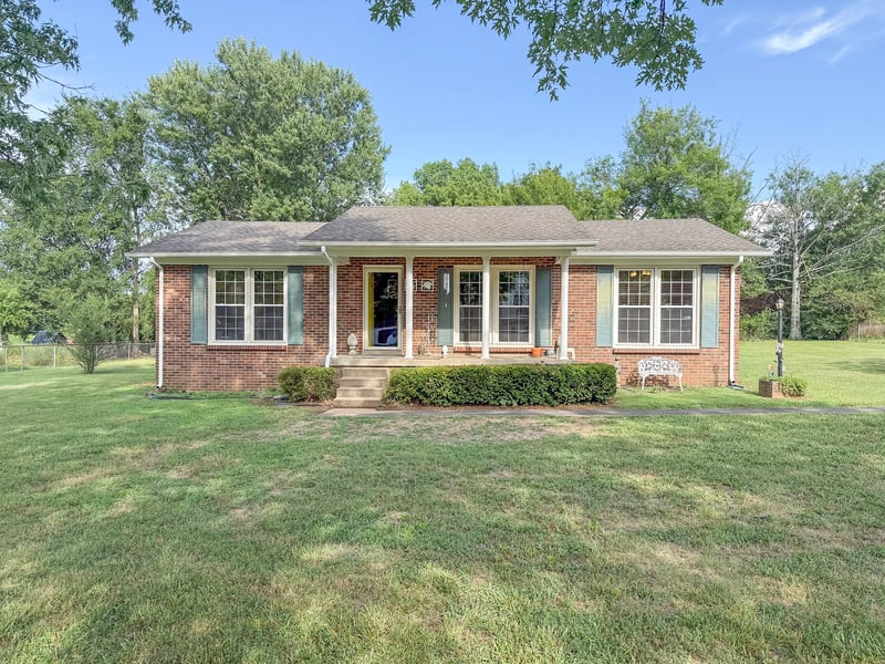 3741 Barfield Crescent Rd, Murfreesboro, TN 37128