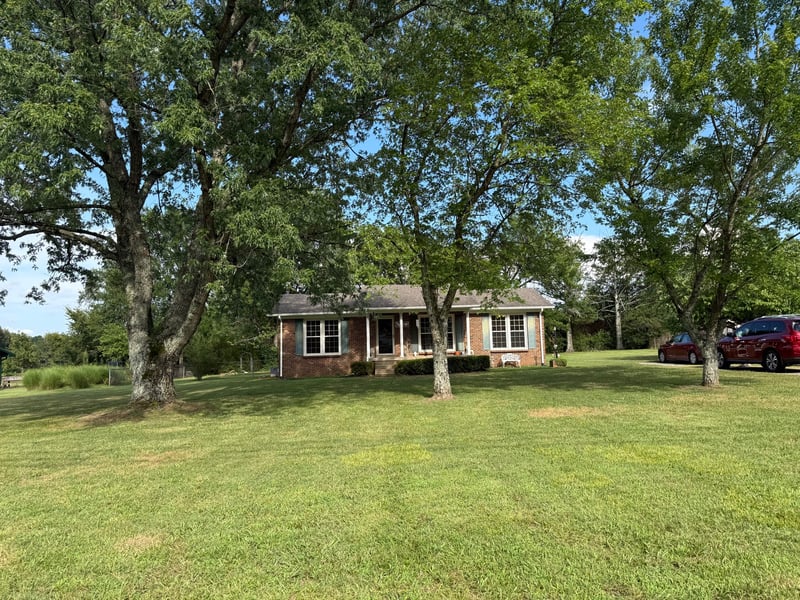 3741 Barfield Crescent Rd, Murfreesboro, TN 37128