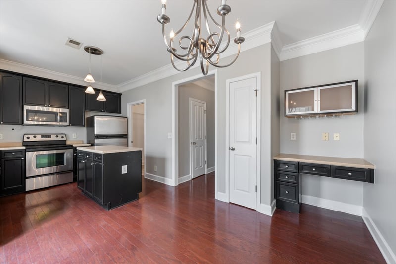 1016 Loxley Dr, Nashville, TN 37211