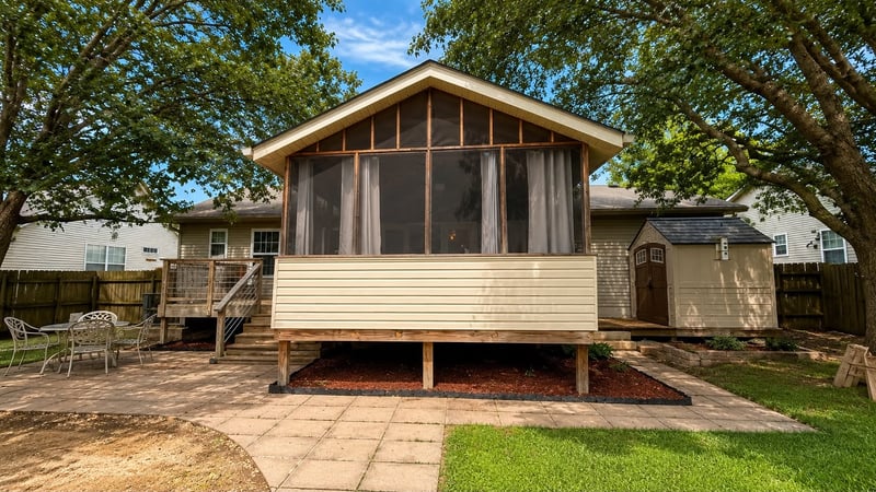 1952 Waterford Dr, Old Hickory, TN 37138