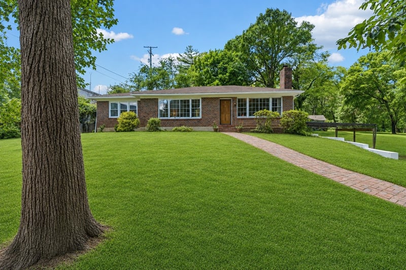 4411 Brush Hill Rd, Nashville, TN 37216