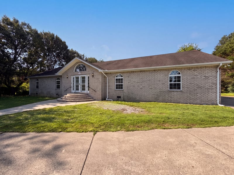 807 W Thompson Ln, Murfreesboro, TN 37129
