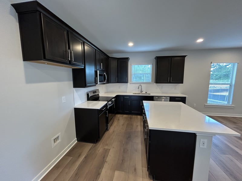 107 Florence Cv, Burns, TN 37029
