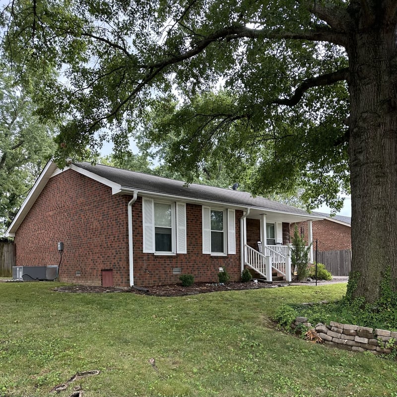 103 Glen Oak Ct W, Hendersonville, TN 37075