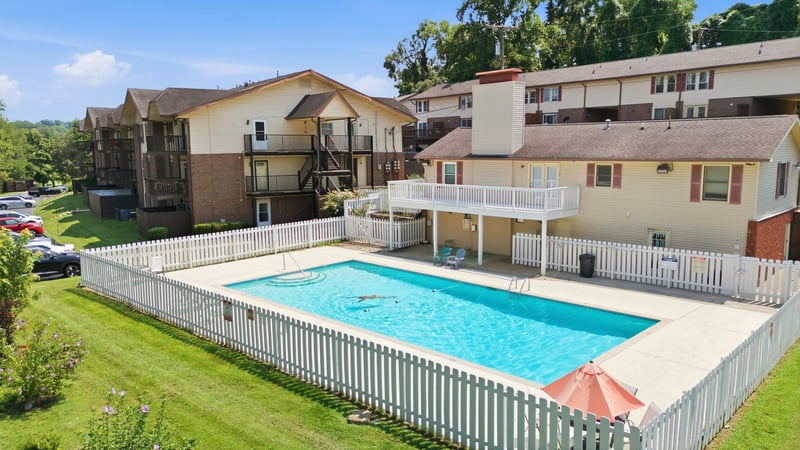 500 Paragon Mills Rd #M19, Nashville, TN 37211