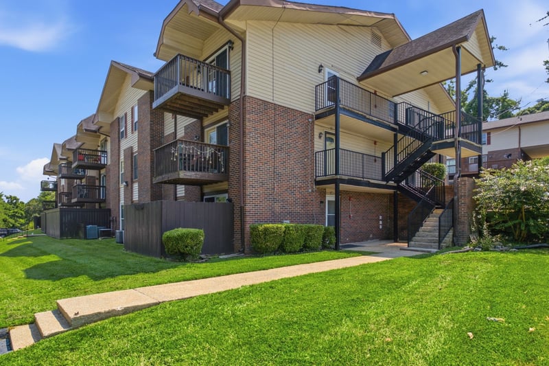 500 Paragon Mills Rd #M19, Nashville, TN 37211