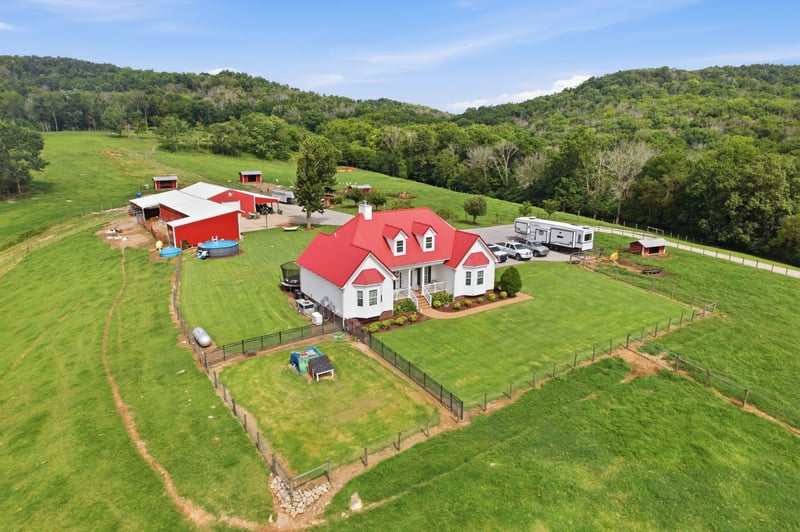 7595 Nolensville Rd, Nolensville, TN 37135