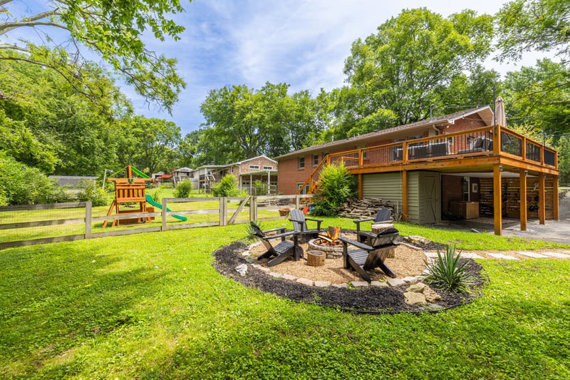 521 Westcrest Dr, Nashville, TN 37211