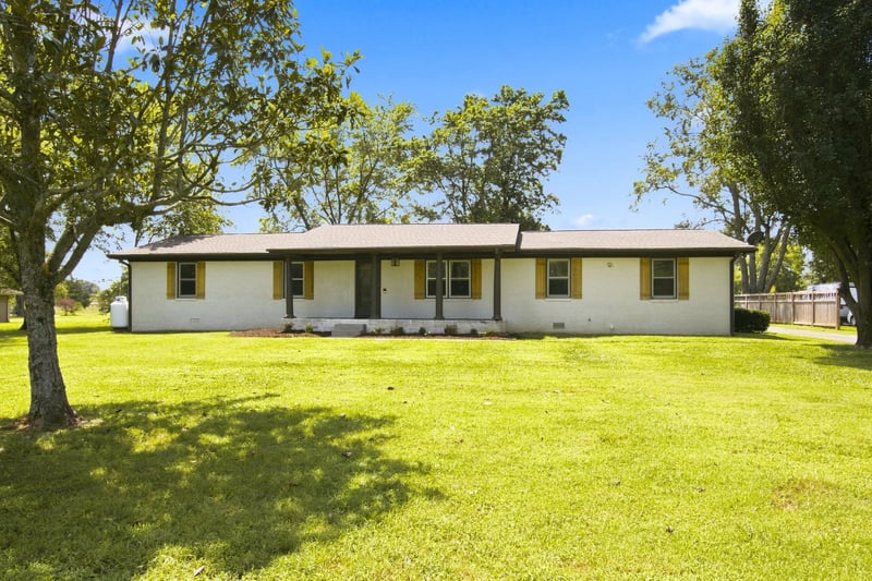 1261 Harrison Rd, Murfreesboro, TN 37128