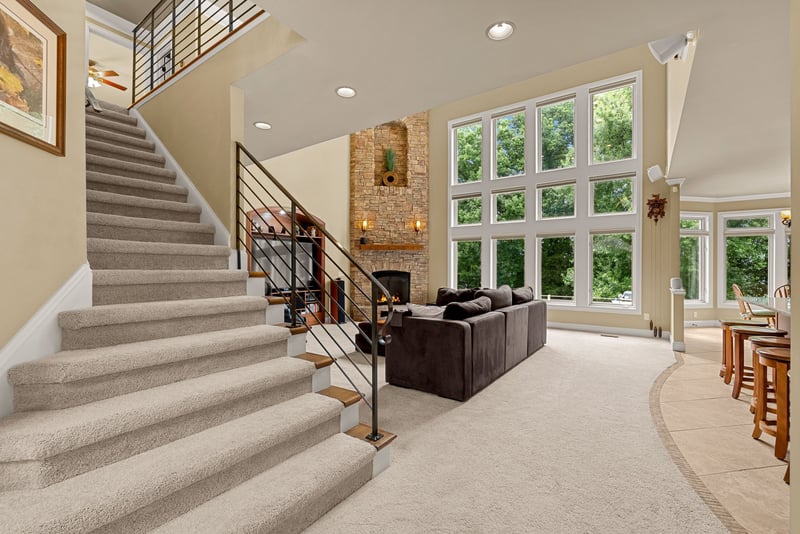 100 Lakecrest Cir, Hendersonville, TN 37075