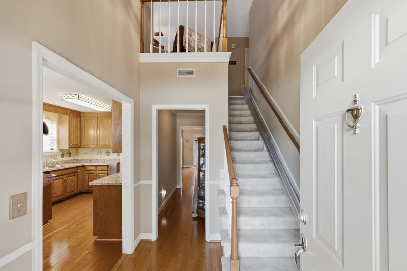 8916 Sawyer Brown Rd, Nashville, TN 37221