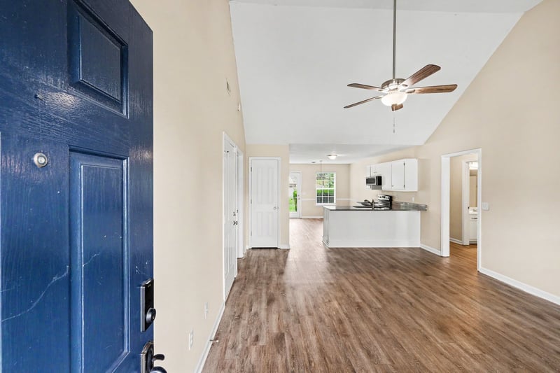 107 Breeze Dr, Murfreesboro, TN 37129