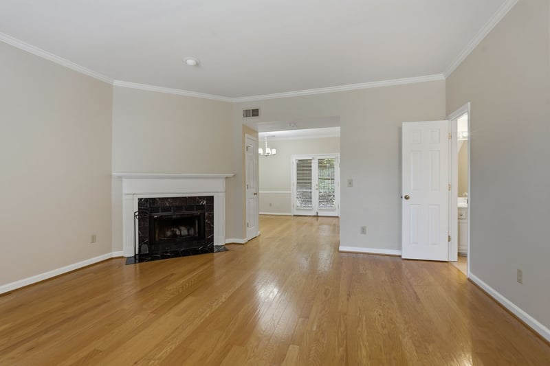 2012 Stokes Ln, Nashville, TN 37215