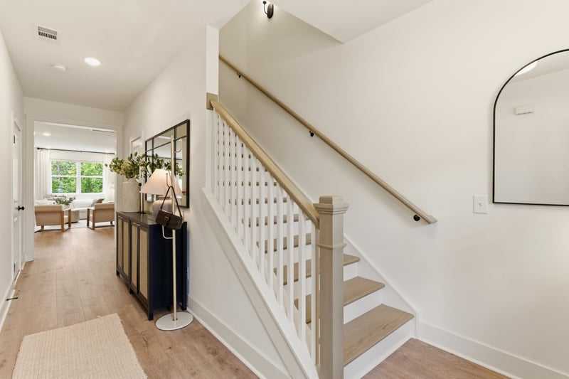 6006 Mill Tree Ct, Nashville, TN 37221