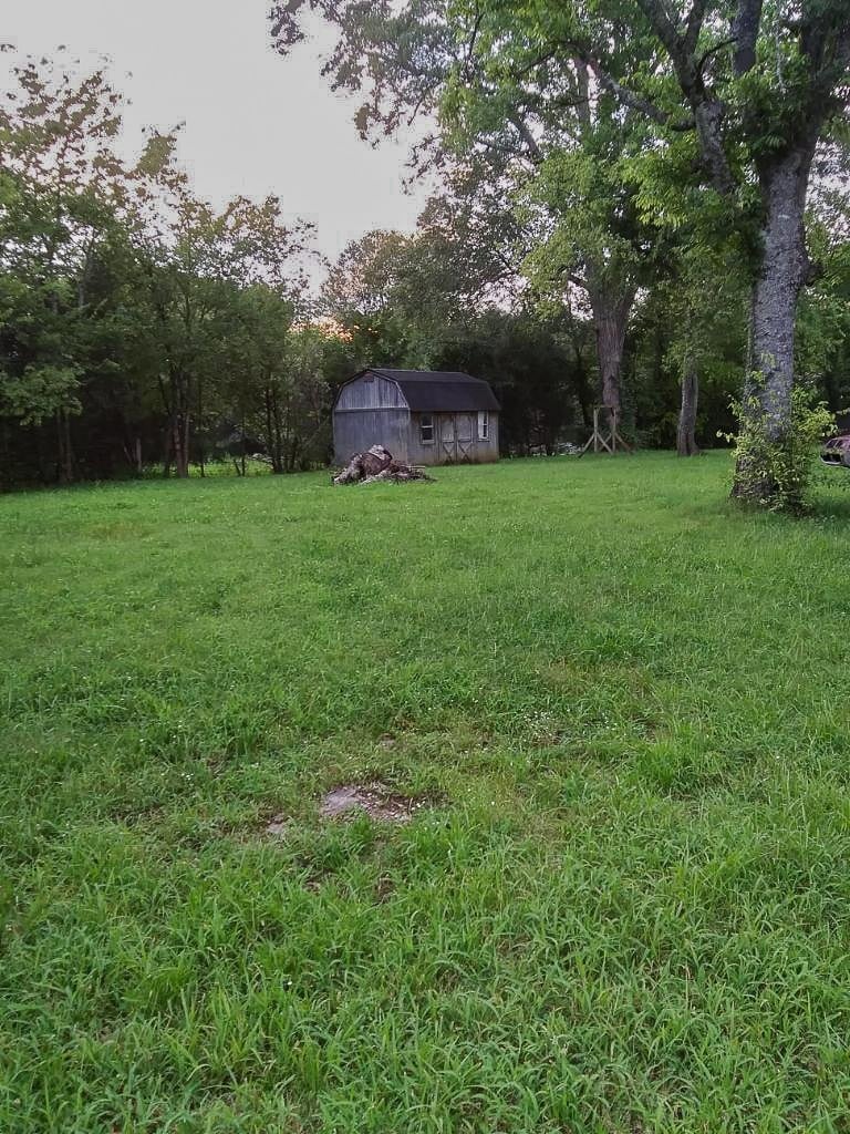 1 E Richmond Shop Rd, Lebanon, TN 37090