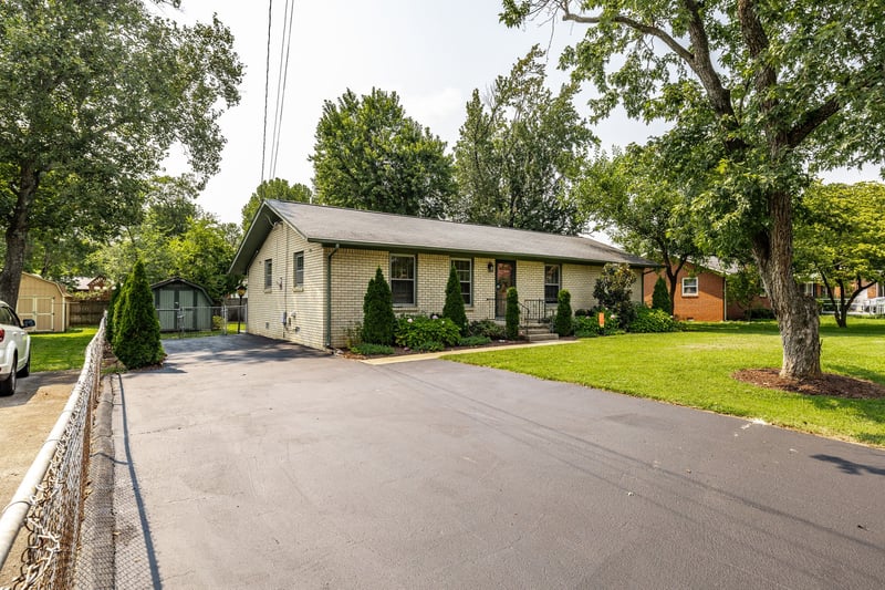 934 Temple Ct, Murfreesboro, TN 37130