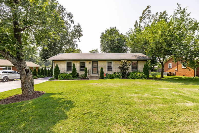 934 Temple Ct, Murfreesboro, TN 37130