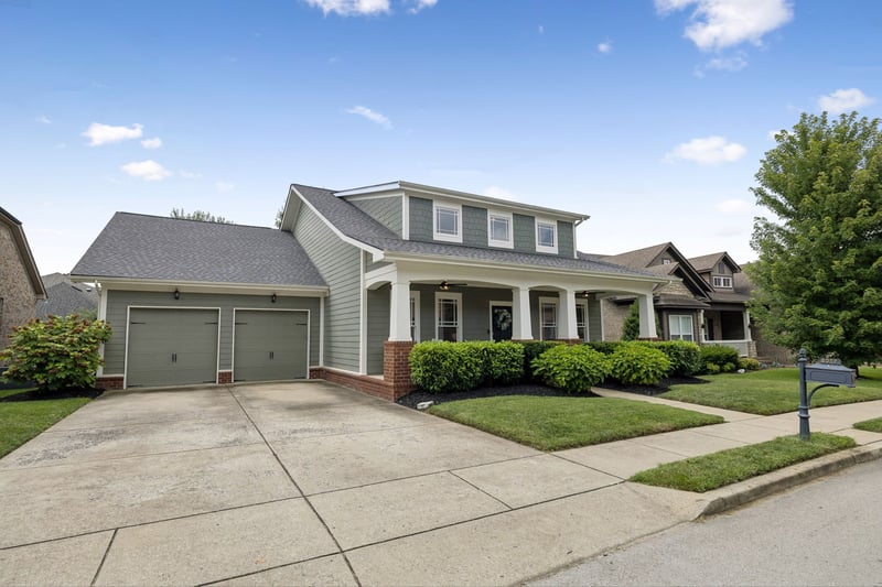 2017 Callaway Park Pl, Thompsons Station, TN 37179