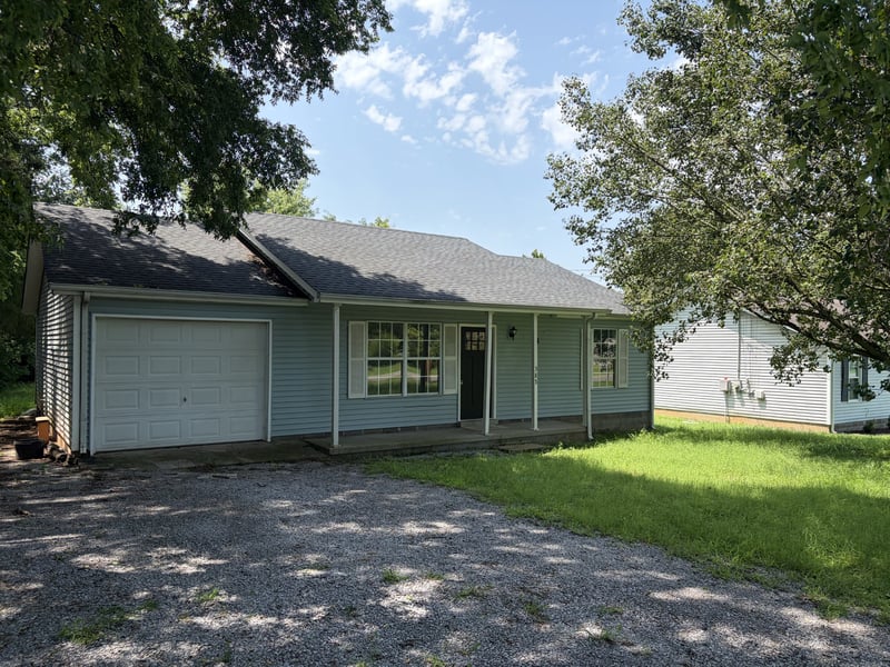 385 Jefferson Pike, La Vergne, TN 37086