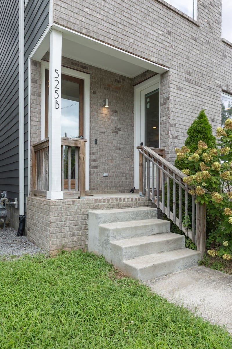 525B 31st Ave N, Nashville, TN 37209