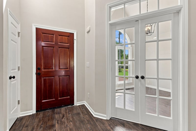 2946 Iroquois Dr, Thompsons Station, TN 37179