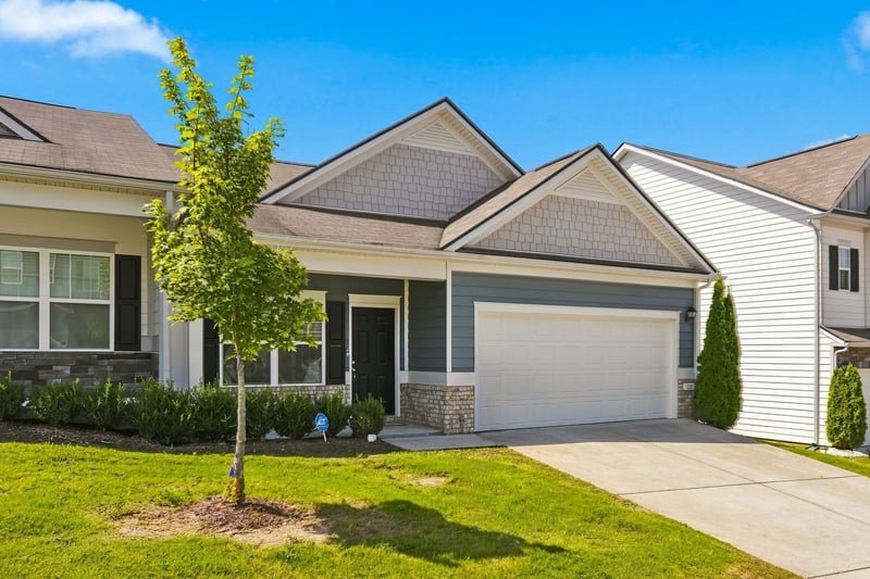 920 Millstream Dr, Nashville, TN 37218