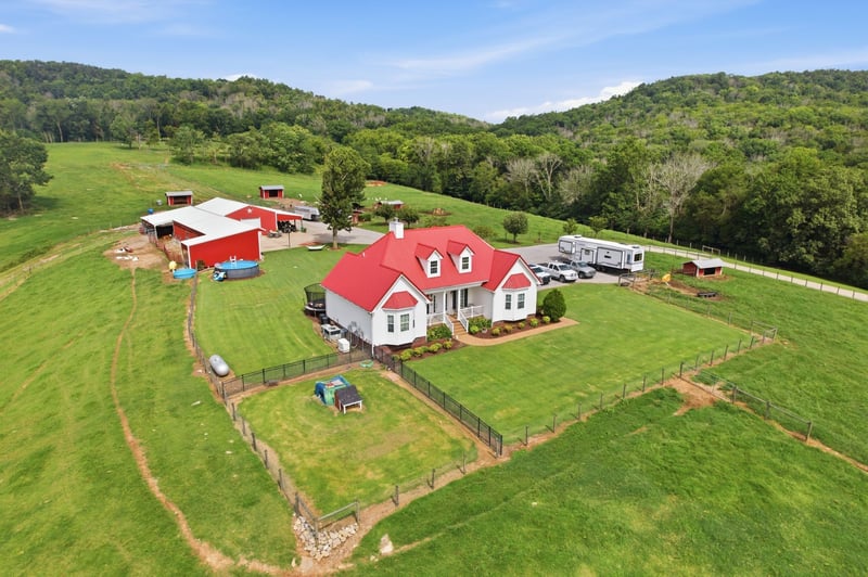 7595 Nolensville Rd, Nolensville, TN 37135