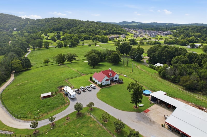 7595 Nolensville Rd, Nolensville, TN 37135