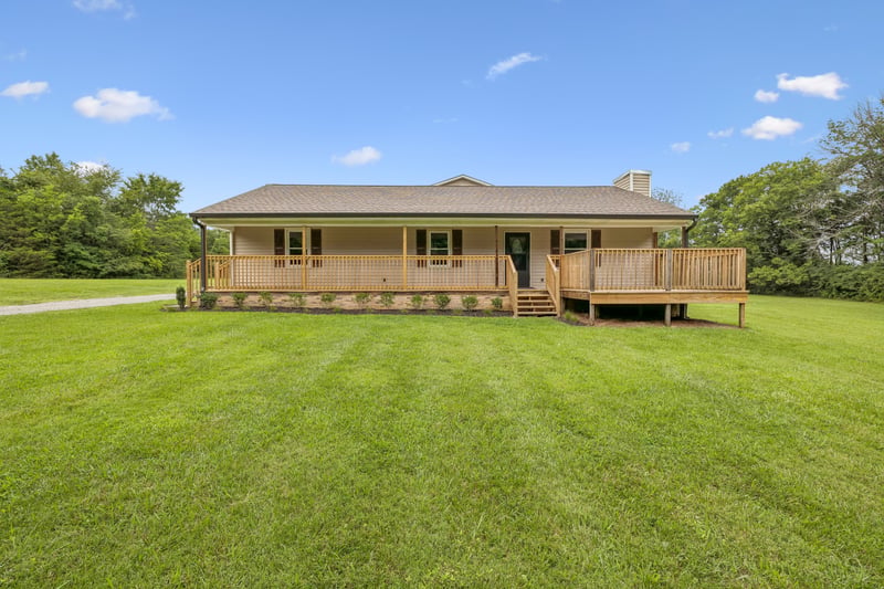 1944 Cainsville Rd, Lebanon, TN 37090