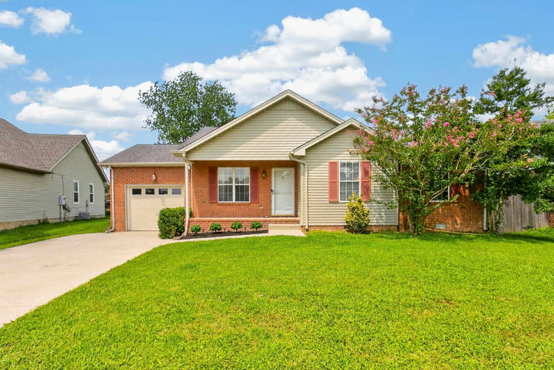 2213 Riverway Dr, Old Hickory, TN 37138