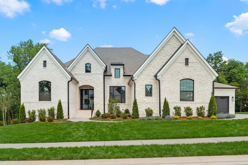 6215 Creole Ln, Arrington, TN 37014