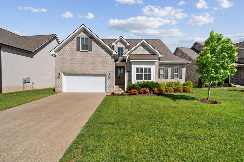 1708 Sorrell Park Dr, Spring Hill, TN 37174