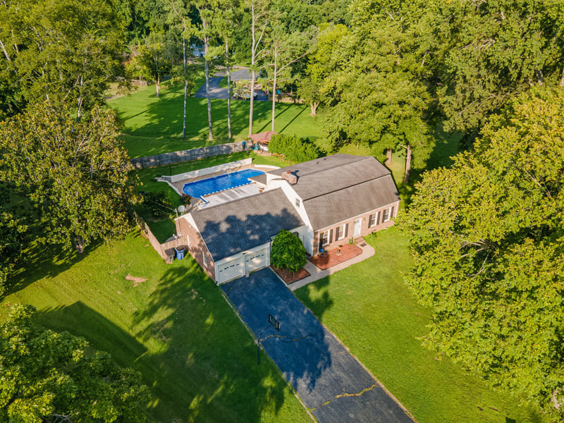 105 Cayce Valley Dr, Columbia, TN 38401