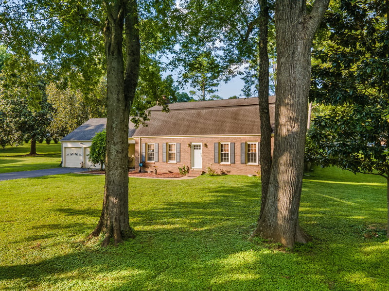 105 Cayce Valley Dr, Columbia, TN 38401